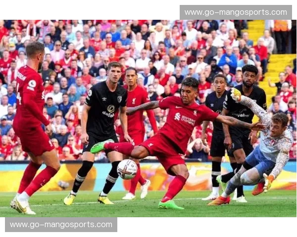 英超天花板之战：利物浦vs阿森纳，这段视频里藏着足球最纯粹的灵魂